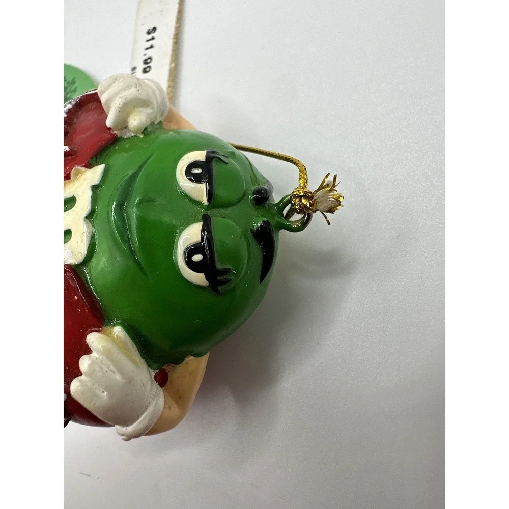 M&M's Heart Breaker Christmas Ornament Red Green Candy Character 2007‎ Holiday